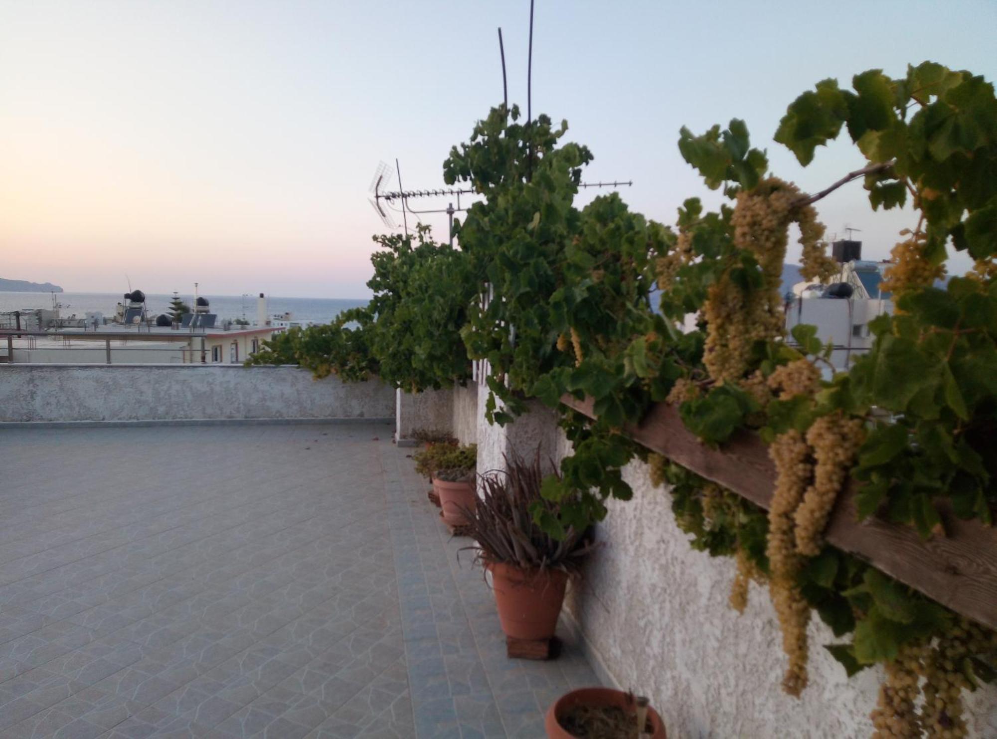 Hostel Stylianos Kissamos Exterior photo