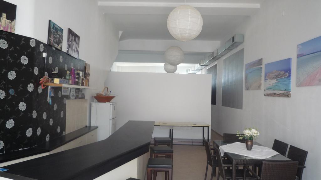Hostel Stylianos Kissamos Exterior photo